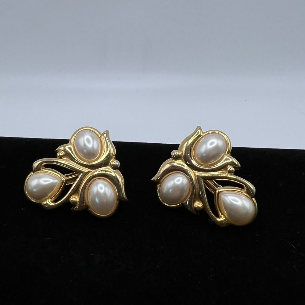 Vintage JS Signed Gold Tone Faux Pearl Clip-On Earrings